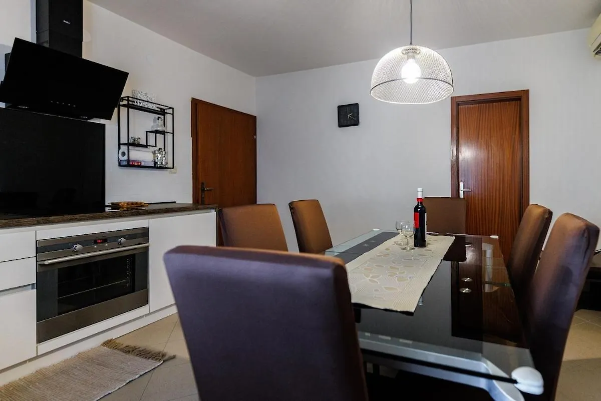 Venami Holiday Home Jadranovo 0*,