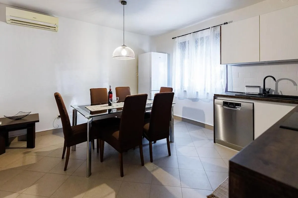 Venami Holiday Home Jadranovo
